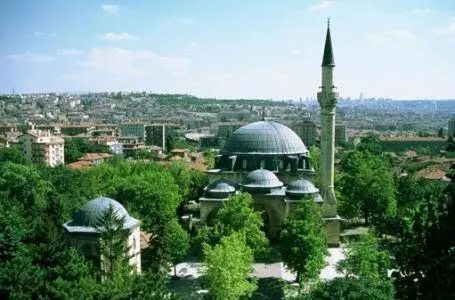Cenab-ı Ahmed Mosque built in Ankara on the order of him - 2 SÜTUN