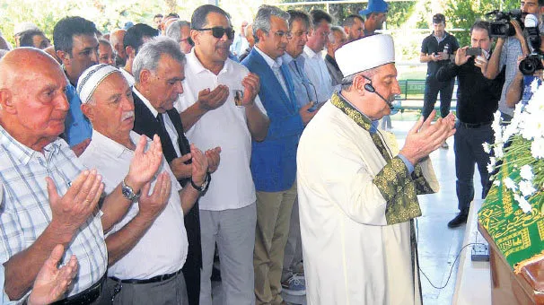 Tarık Dursun K.'nın cenaze töreni