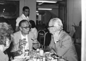 Osman Nuri Baranus dostlarıyla 1