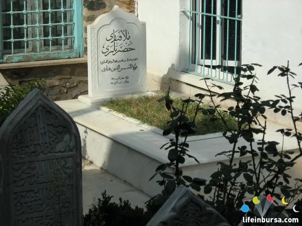 Molla Fenari'nin kabri