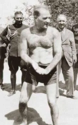 Atatürk 1930