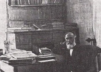 Şemseddin Sami köşkündeki çalışma odasında