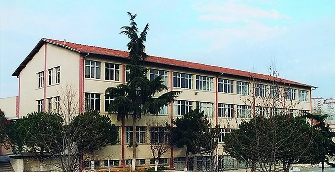 Küçükyalı Rezan Has Anadolu Lisesi (İstanbul)