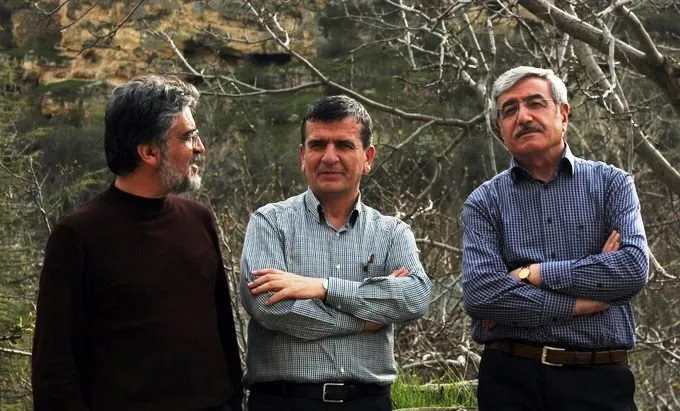 Akif Emre, Mustafa Şahin, Hüseyin Su