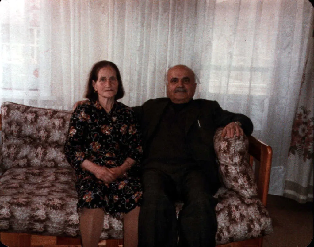 Lütfi Filiz, eşi Nuriye Hanım ile