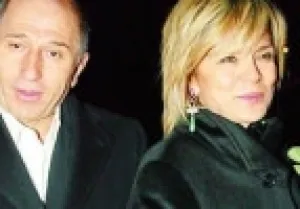 Nihat Özdemir, eşi Gülseren Özdemir ile