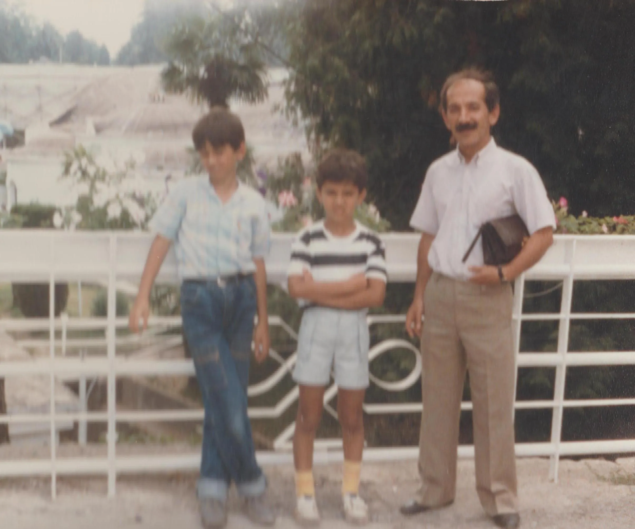 Oğulları Onur ve Egemen ile