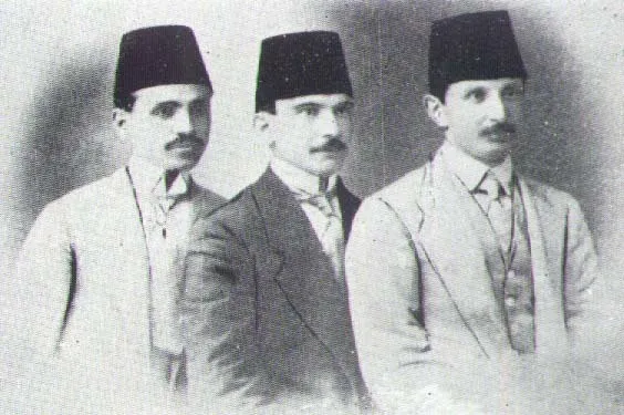 Ömer Seyfettin ve arkadaşları