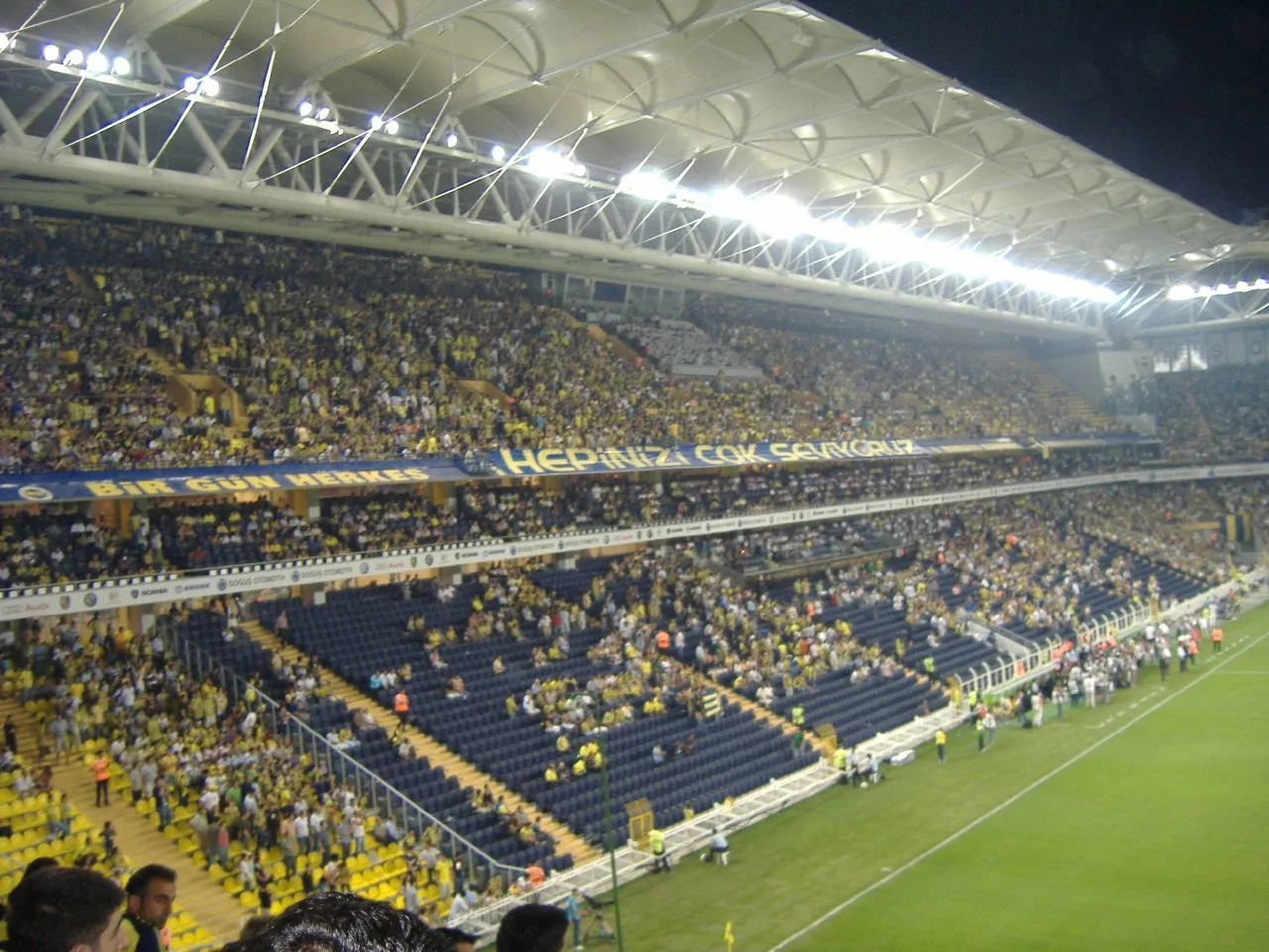 Şükrü Saraçoğlu Stadyumu