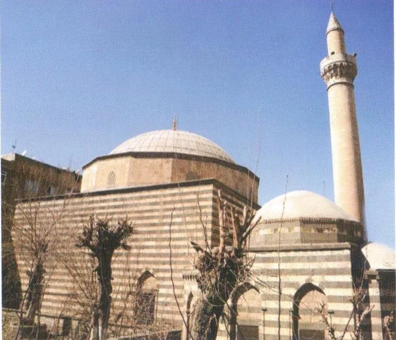 İskender Paşa Camii