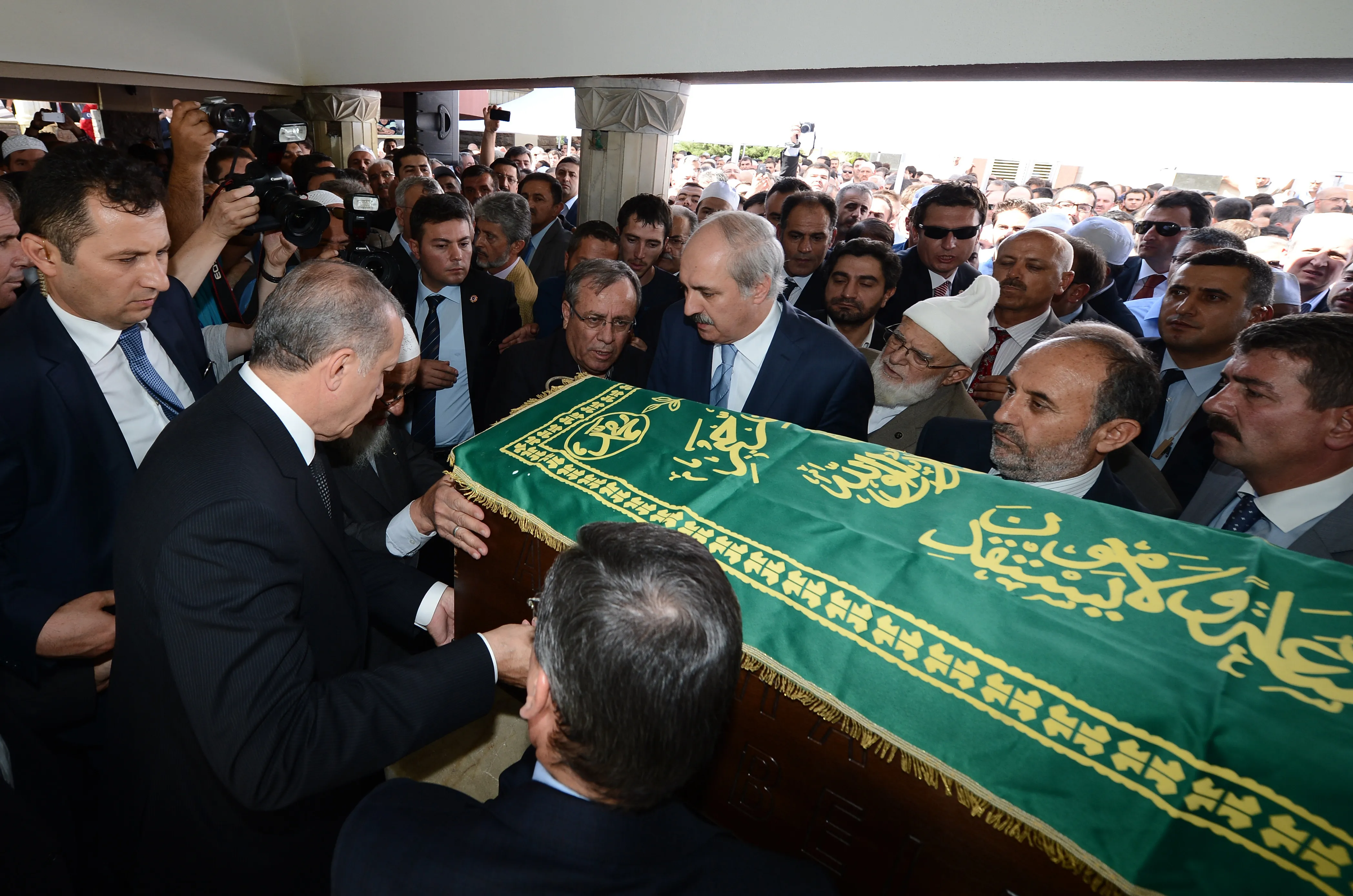 Rıza Çöllüoğlu'nun cenaze töreni 2