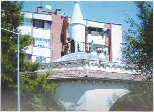 Kurt İsmail Paşa Camisi girişi
