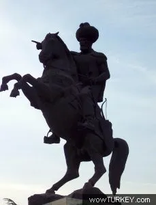 Merzifonlu Kara Mustafa Paşa heykeli