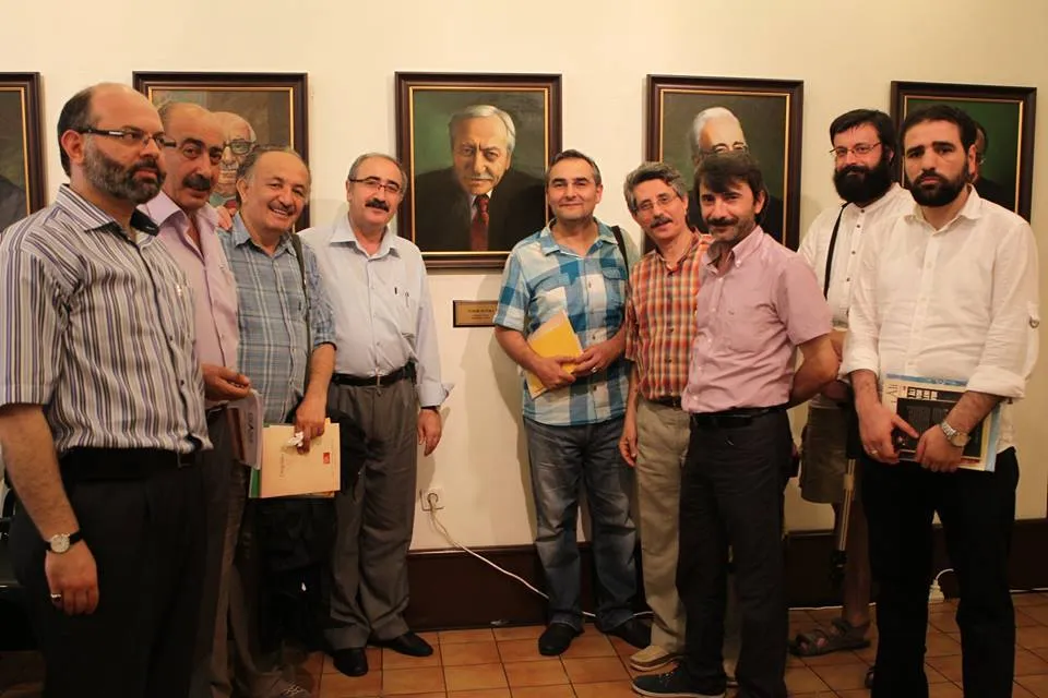 Fahri Mermer (Soldan üçüncü)
