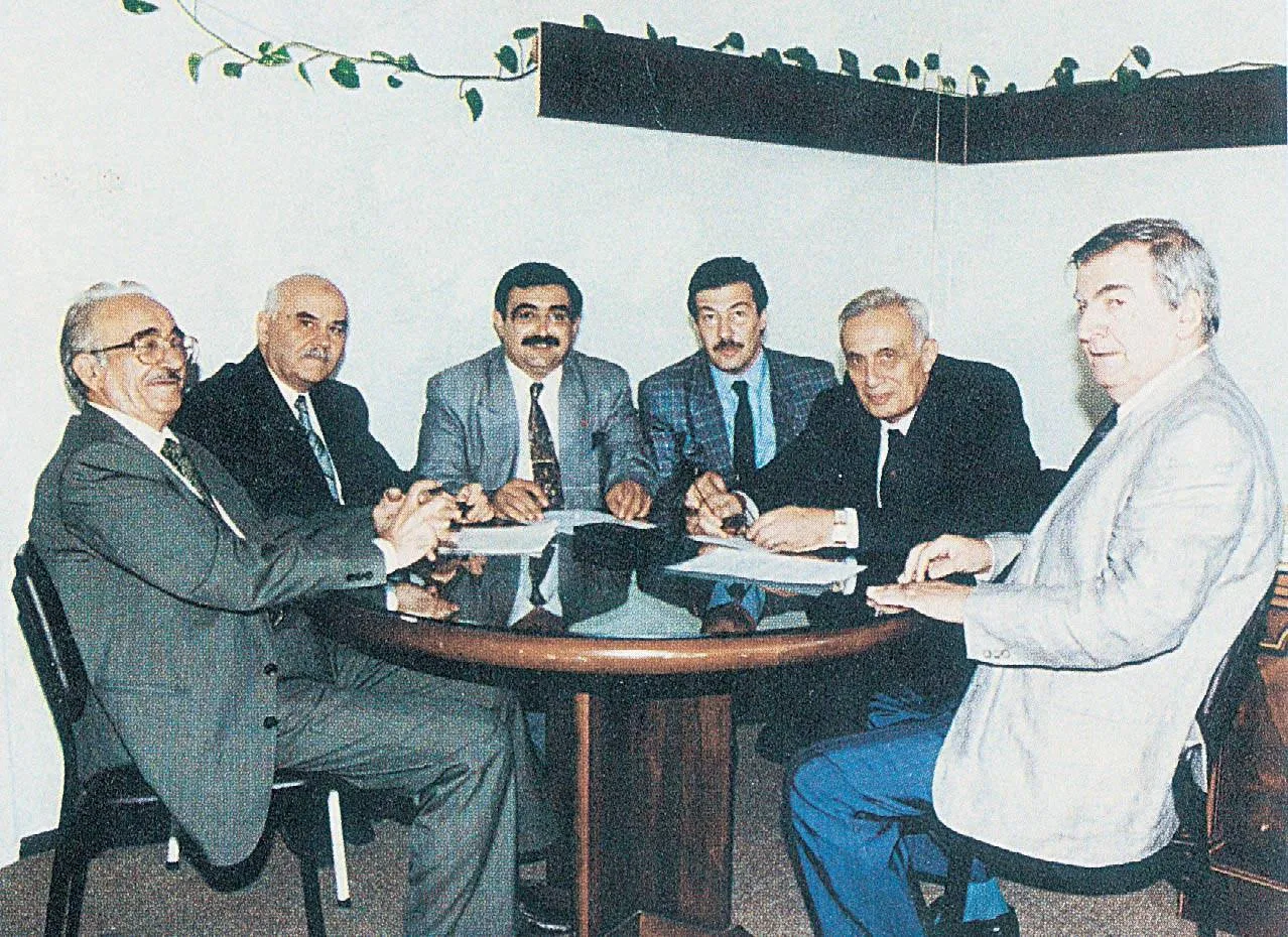Ömer Öztürkmen, Ayhan Songar, İrfan Ülkü, Servet Kabaklı, Mustafa Necati Özfatura ve Ahmet Kabaklı. Mustafa Necati Özfatura