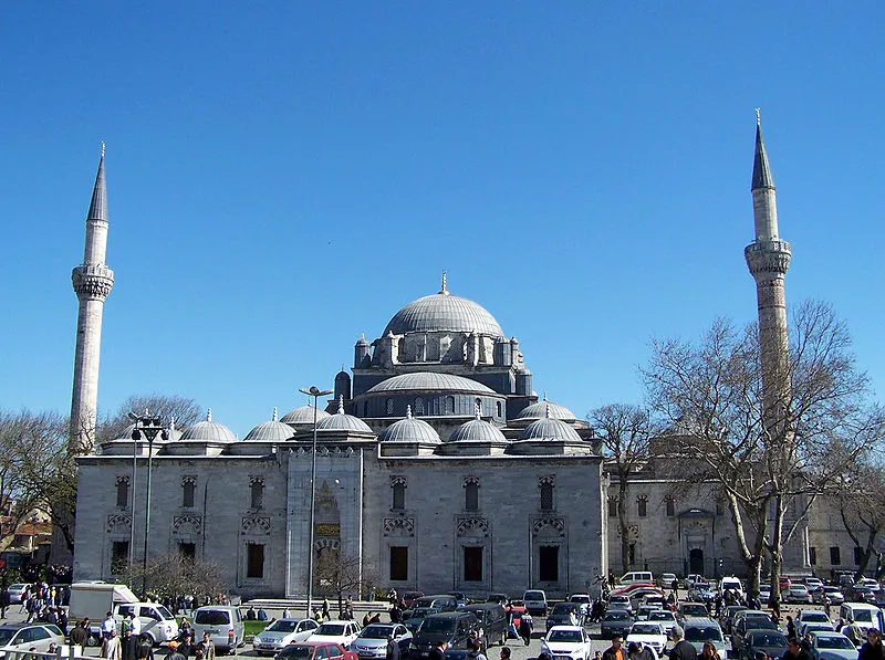 Bayezid Mosque (Istanbul) built on the order of Sultan II. Bayezid 2 SÜTUN
