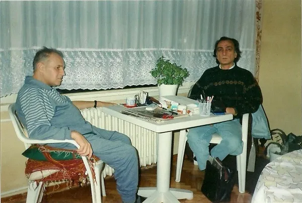 Oben Güney evinde