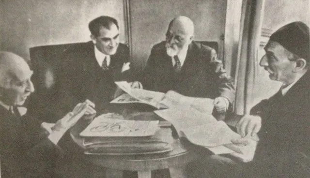 İbnülemin Mahmud Kemal İnal, Mehmet Emin Yurdakul, Hasan Âli Yücel, Halit Ziya Uşaklıgil.