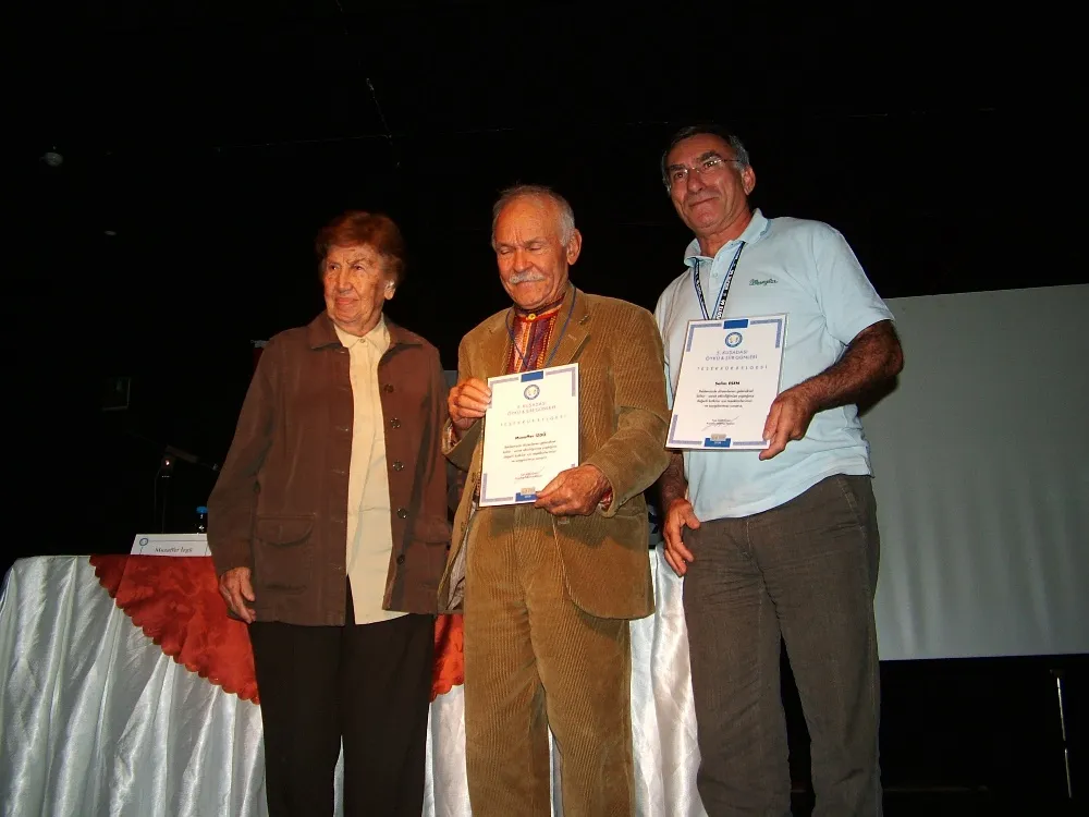 2008