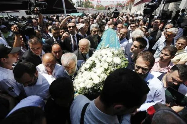 Ayşe Şasa'nın Cenaze Töreni 4