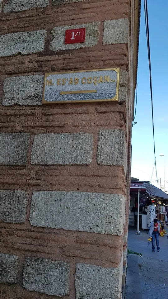 Esad Coşan Sokağı