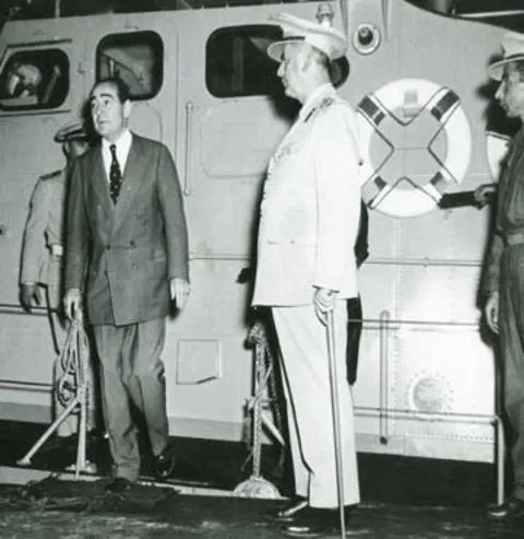 Adnan Menderes ve Yassıda Komutanı Albay Tarık Güryay