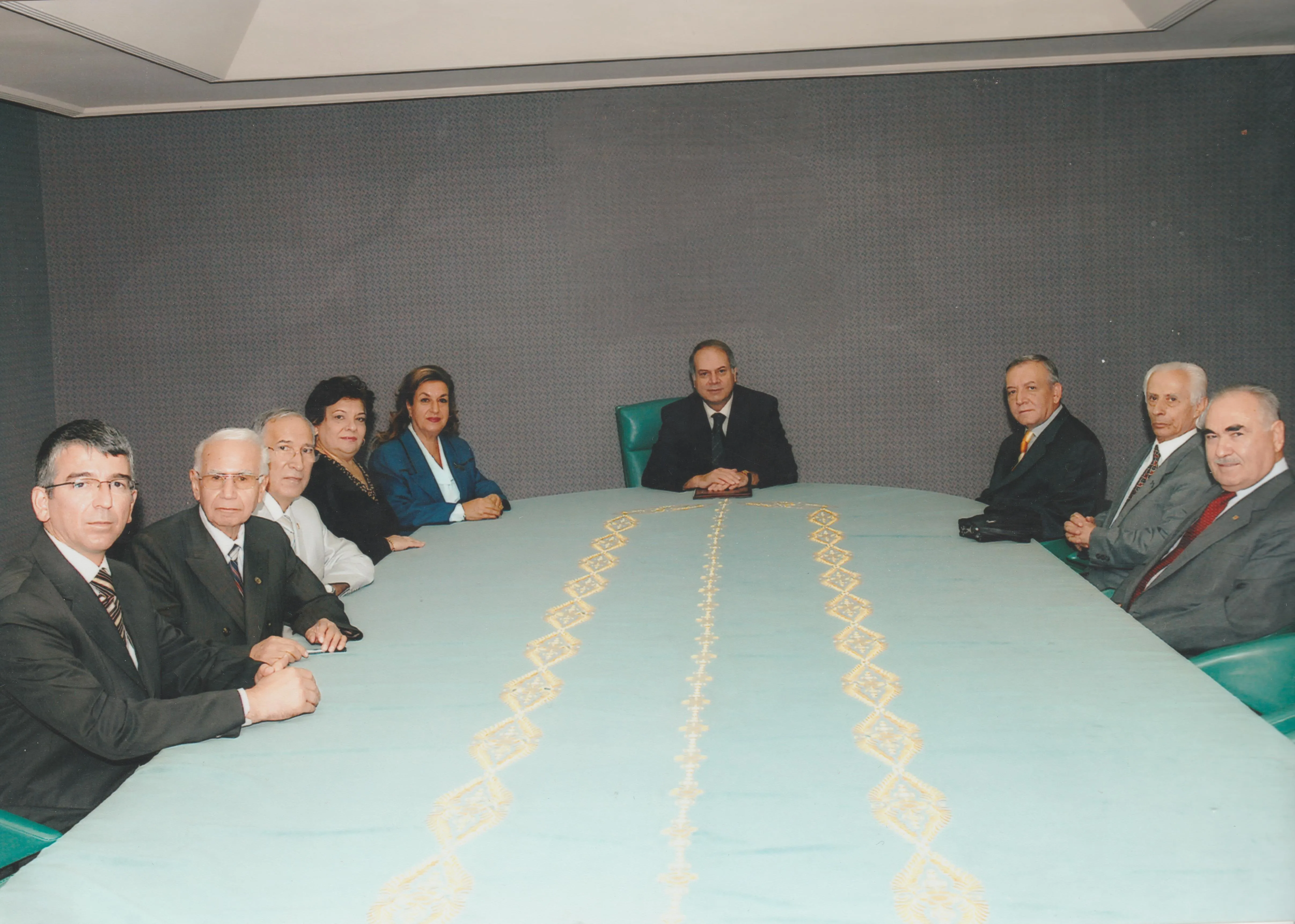 Cumhurbaşkanlığı genel Sekreteri Prof. Dr. Mustafa İsen, İhsan Işık başkanlığındaki İLESAM heyetini kabulde