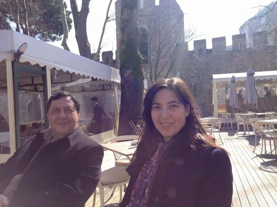 NEVZAT ÇALIKUŞU ve KIZI SANAT TARİHÇİSİ DR. ESER ÇALIKUŞU...