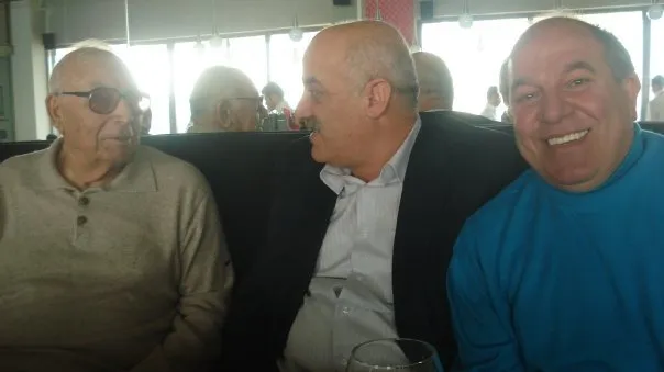 Adnan Gerger, Yaşar Kemal ve Şair Avukat Hıdır Özcan ile  birlikte...