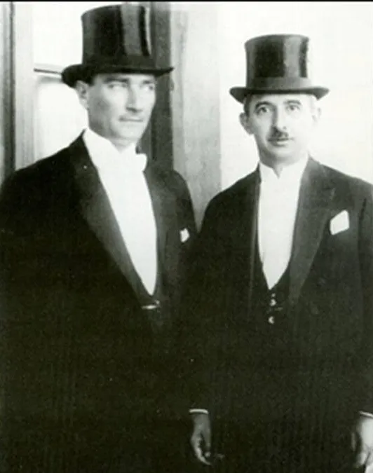 İsmet İnönü, Mustafa Kemal Atatürk ile