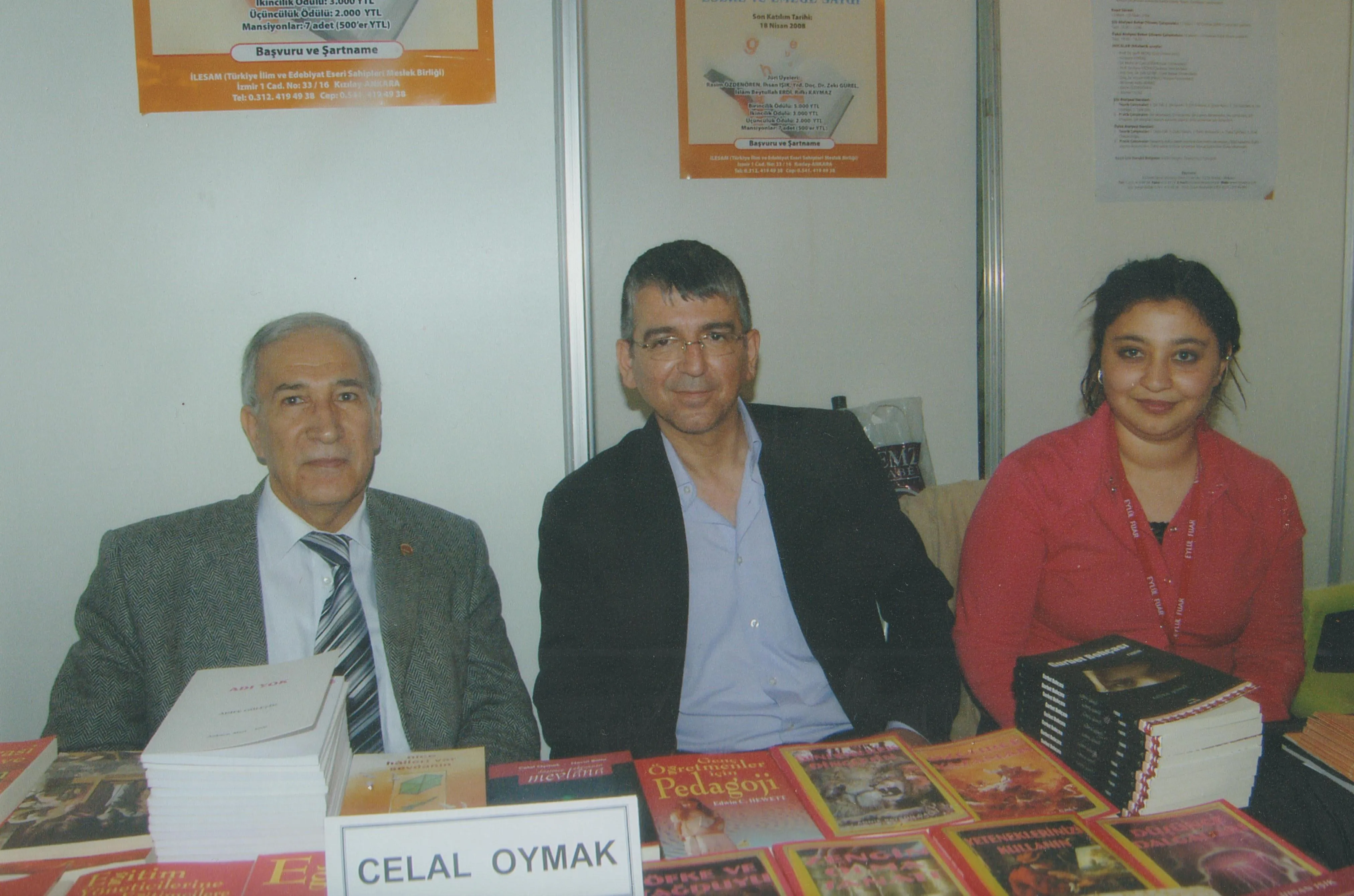 Celal Oymak, bir imza gününde
