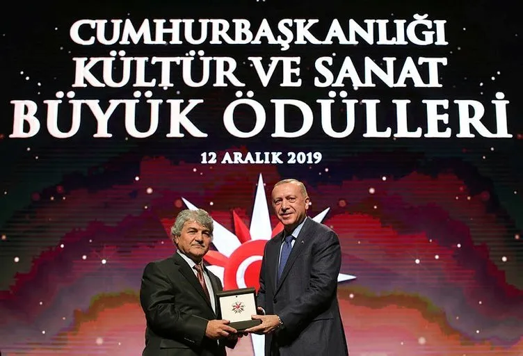SİNEMA ÖDÜLÜ MESUT UÇAKAN'A
