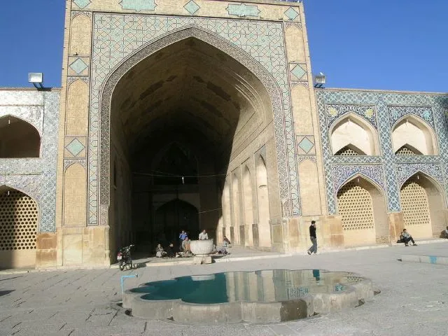 Melikşah'ın Isfahan'da yaptırdığı Mescid-i Cuma
