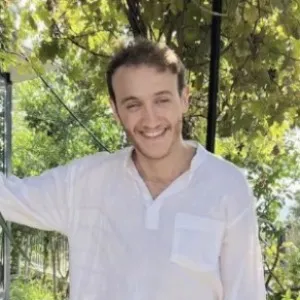 Kerem Akti