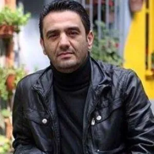 Bülent Parlak (Şair)