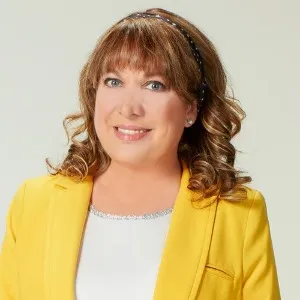 Oya Başar