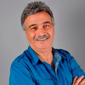 Erol Çolak