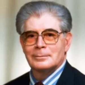 Haluk Karamağaralı
