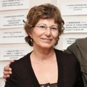 Ayfer Özgürel
