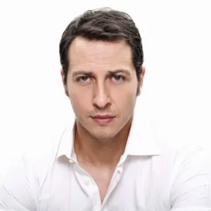 Ali Aksöz