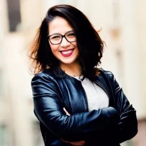 Saliha Sera Kadıgil Sütlü