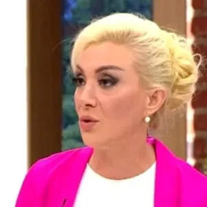 Güllü