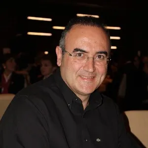 Sunay Akın