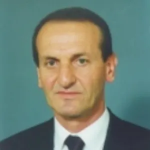 Fikret Uzunhasan
