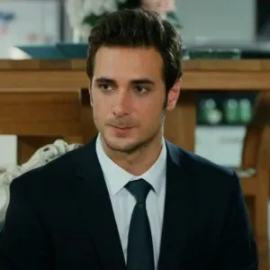 Tarık Özenbaş