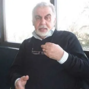 Ejder Akışık