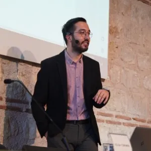 Tolga Türkmen (Yazar - Sunucu)