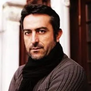 Nail Kırmızıgül