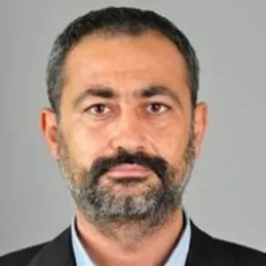 Arif Selçuk