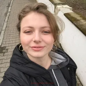 Yasemin Szawlowski